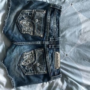 Rock revival size 31 shorts